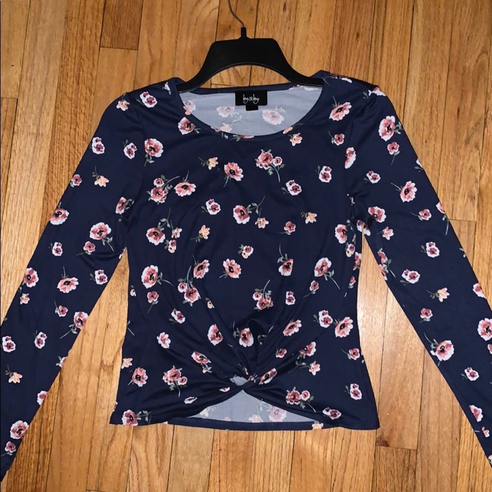 Long-sleeved Tee